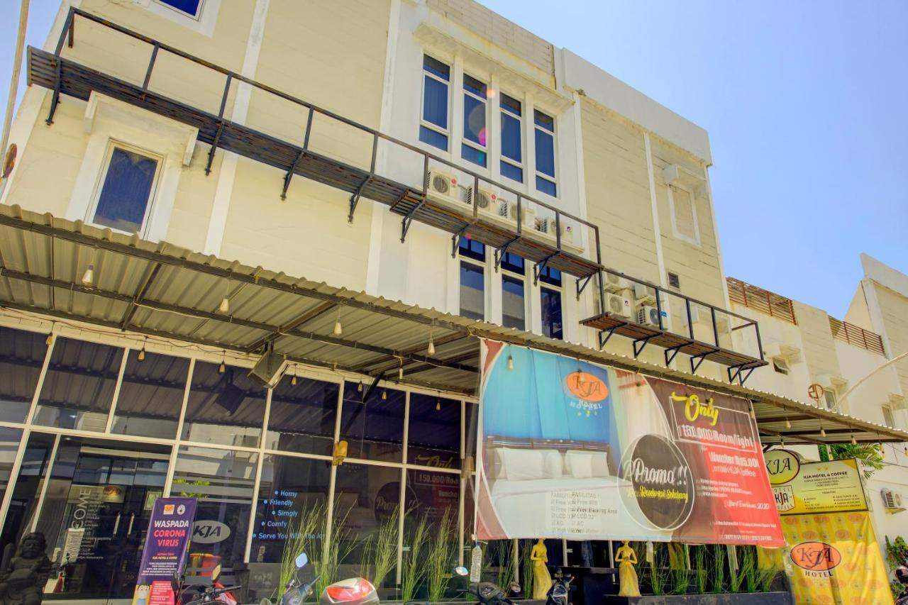 Oyo 3791 Hotel Kja Tegal  Buitenkant foto