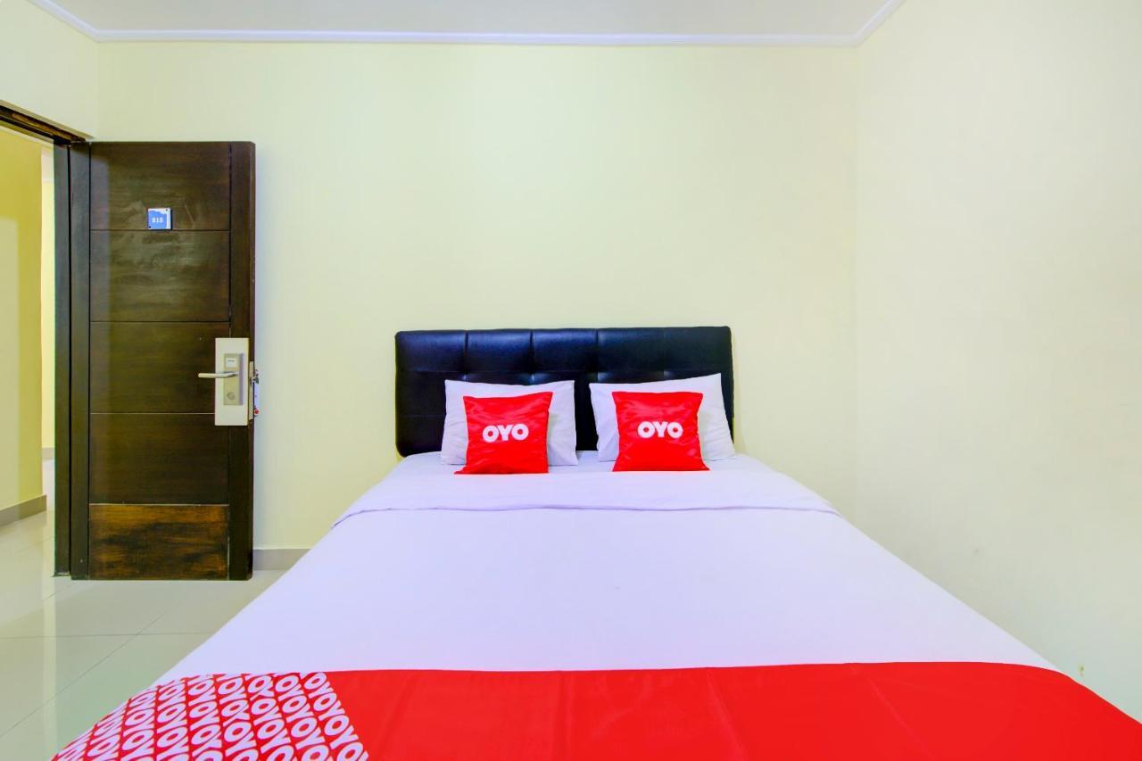 Oyo 3791 Hotel Kja Tegal  Buitenkant foto